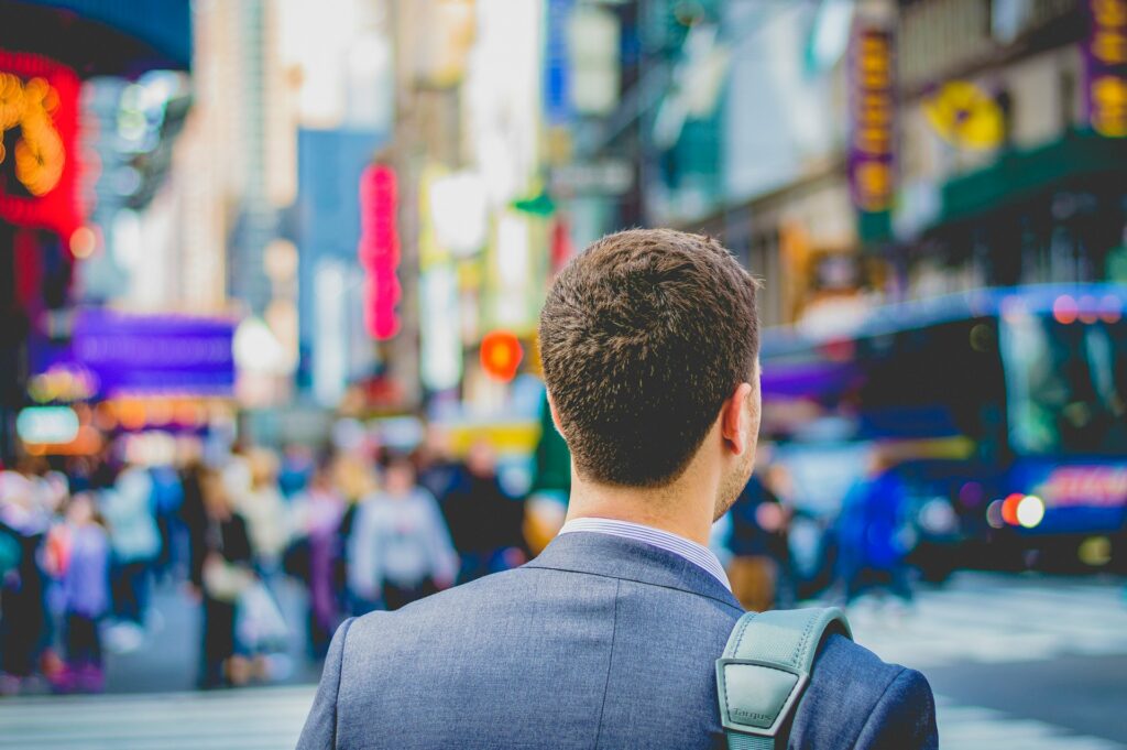 Strategies for Building and Maintaining a Strong Company Culture in Hybrid Workplaces